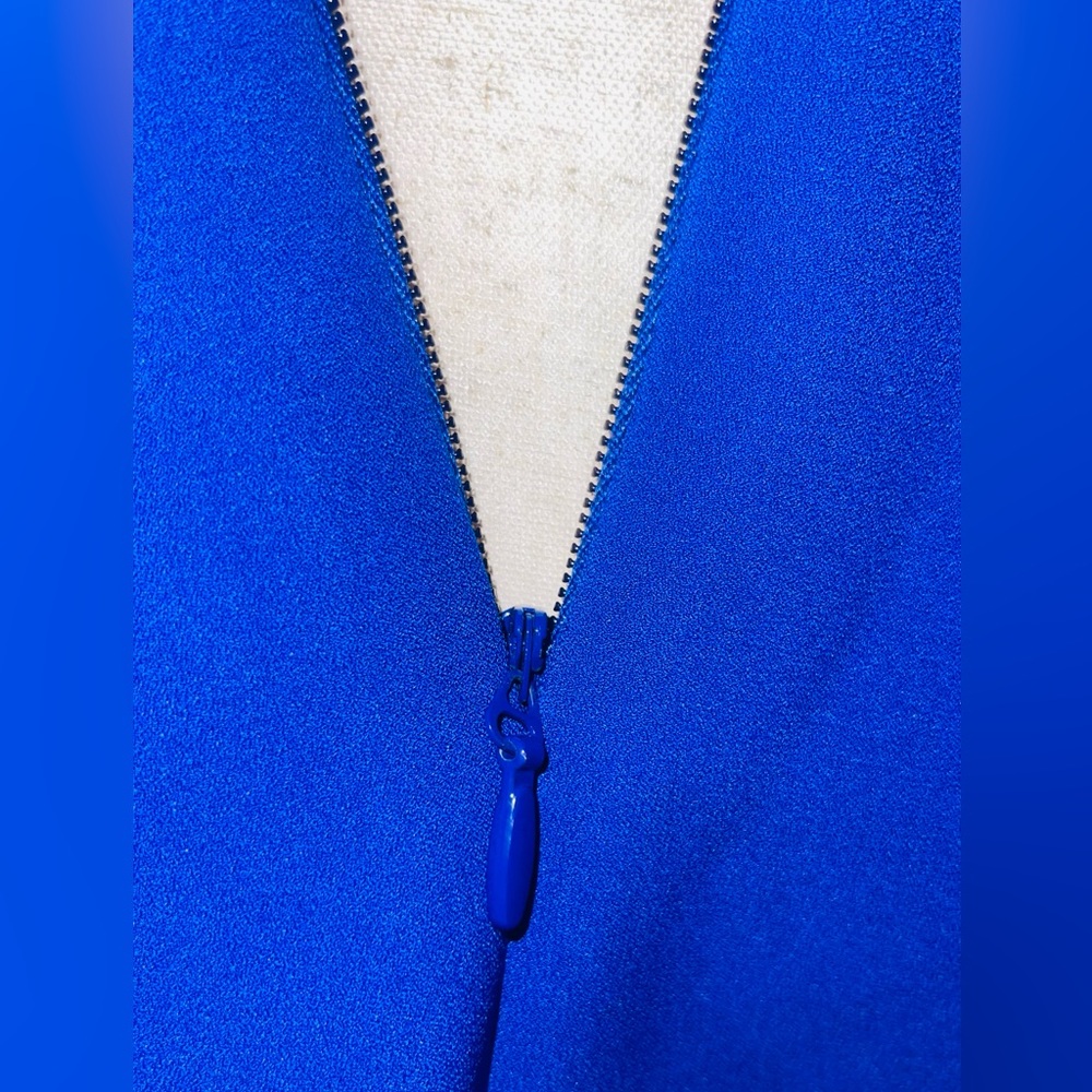 BCBGMAXAZRIA Royal Blue Fit & Flare Dress – Size 8 - Picture 6 of 7
